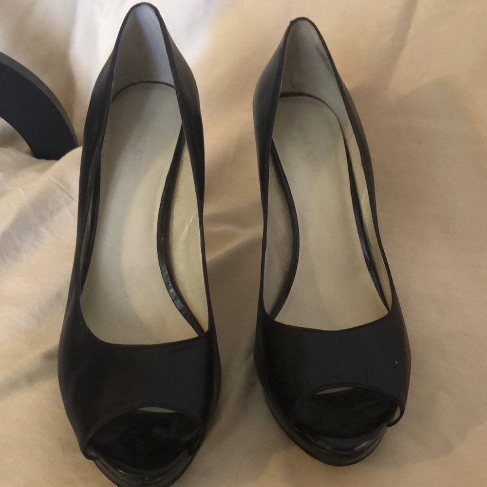 Nine West black 4 inch heals